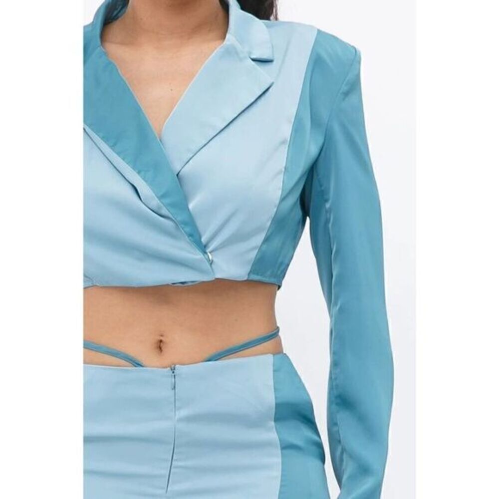 Colorblock Crop Blazer With Matching Low Rise Wide Leg Pant Set With Pockets - Picture 2 of 2